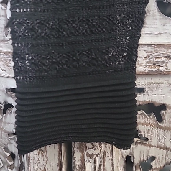 Zara Knit Black Italian Lace Crochet Ruffle Long-sleeved Top - Picture 4 of 14